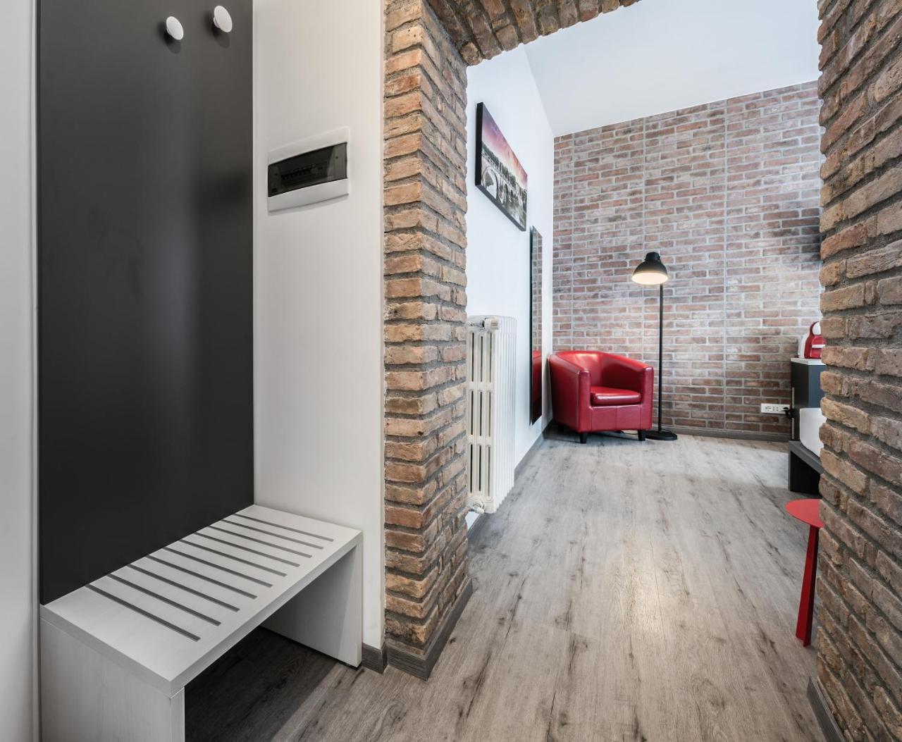 Lele Rooms San Lorenzo 로마 외부 사진