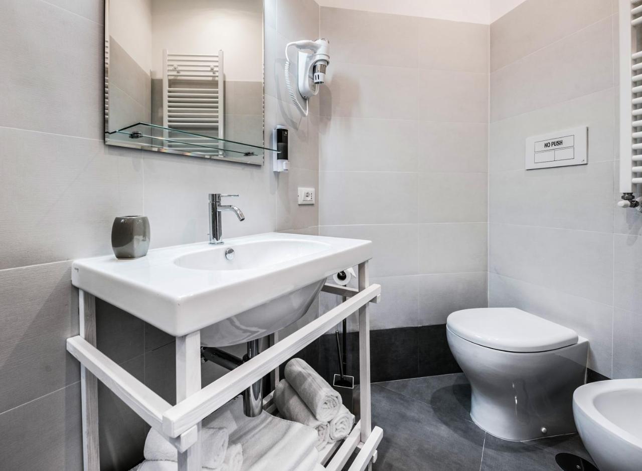 Lele Rooms San Lorenzo 로마 외부 사진