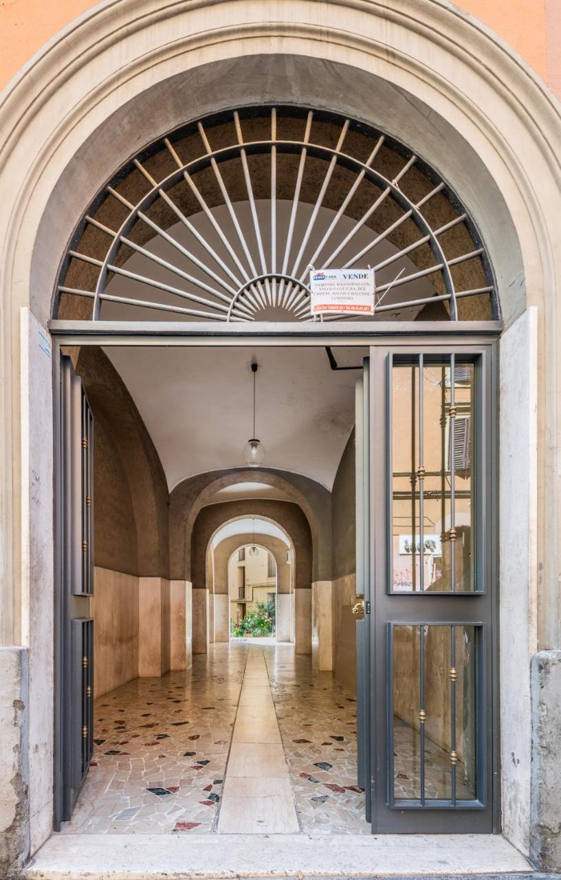 Lele Rooms San Lorenzo 로마 외부 사진
